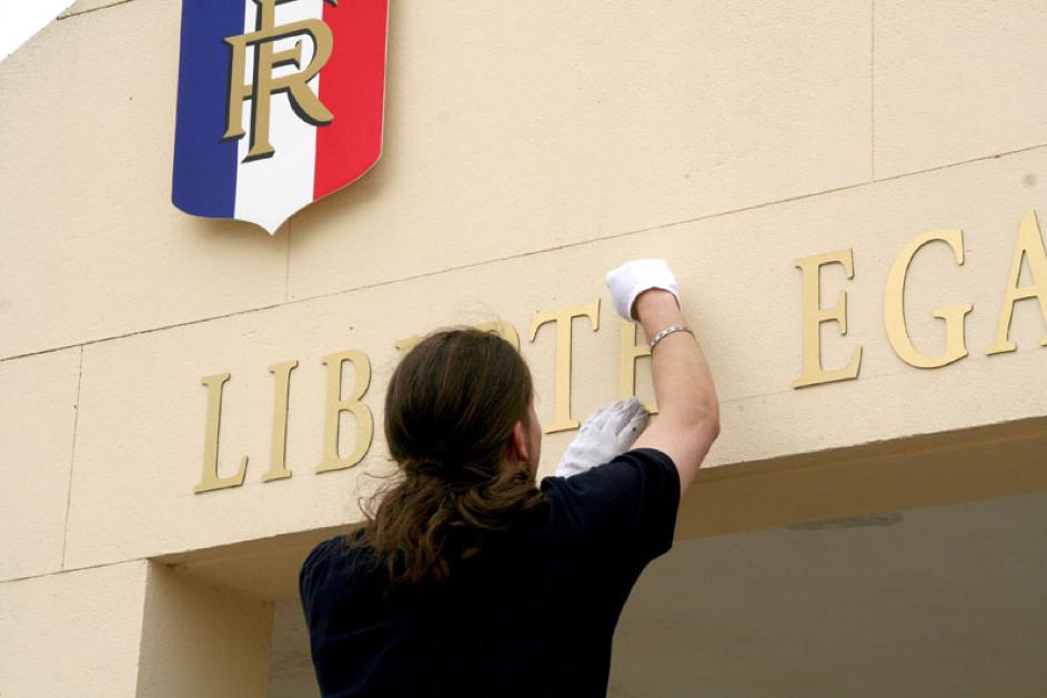lettre découpée
